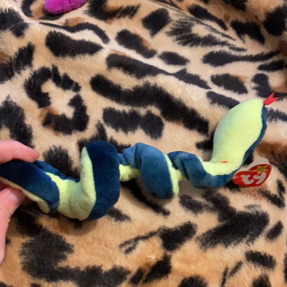 3/$30 Ty Beanie Baby Hissy 1997 - Picture 6 of 8